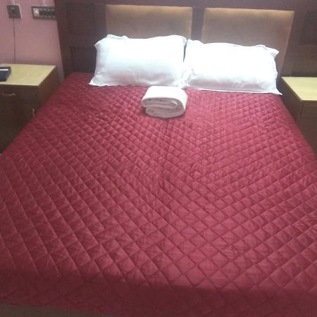 Hotel Malika Residency Ettumanoor 外观 照片